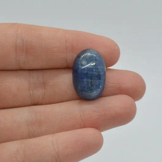 Cabochon kianit 21x14x8mm A58