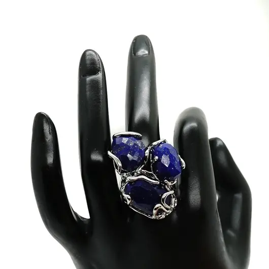 Inel reglabil cu 3 pietre fatetate de Lapis lazuli, montura argintie, imagine 2