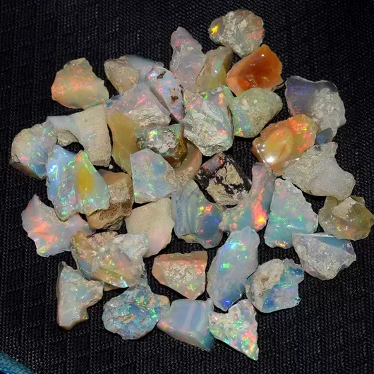 Opal de foc brut, Etiopian - 1 buc, 2 ct